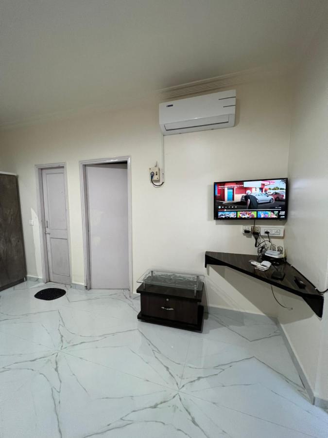 Studio Apartment -Dom Francisco Candolim Eksteriør billede